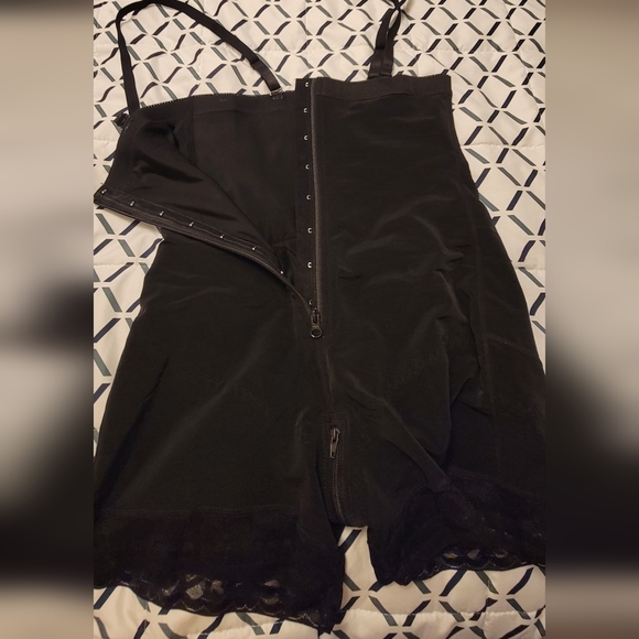 Shapellx Air Slim Bonded Waist & Peach Pop Bodysuit 3X - Picture 4 of 8